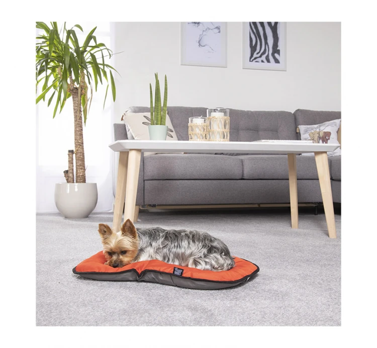 Love Story Μαξιλάρι Σκύλου - Γάτας Αδιάβροχο Διπλής Όψης Κόκκινο-Γκρι 4 Love Story Μαξιλάρι Σκύλου - Γάτας Αδιάβροχο Διπλής Όψης Κόκκινο-Γκρι - Image 2